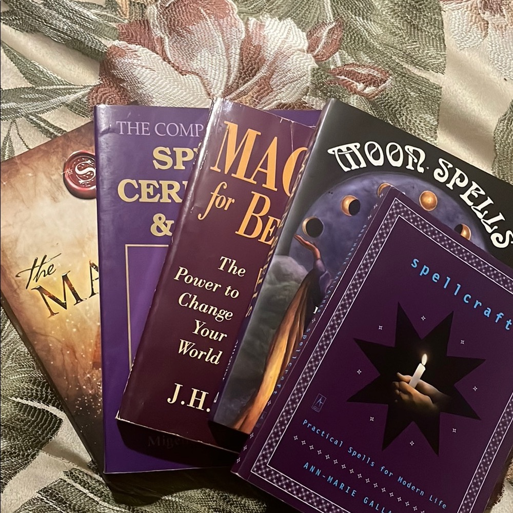 Set of 5 Spiritual and Magic Books